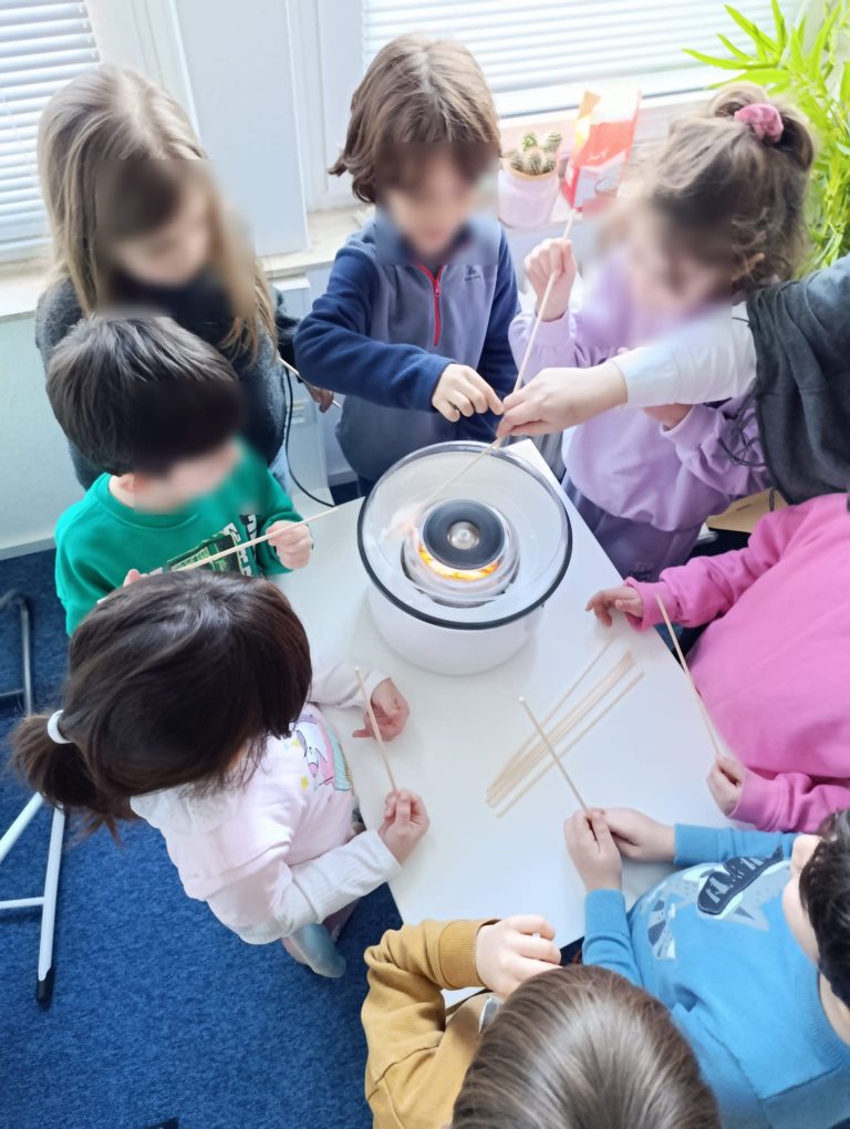 Zuckerwatte-Aktivität – Spaß und Kreativität